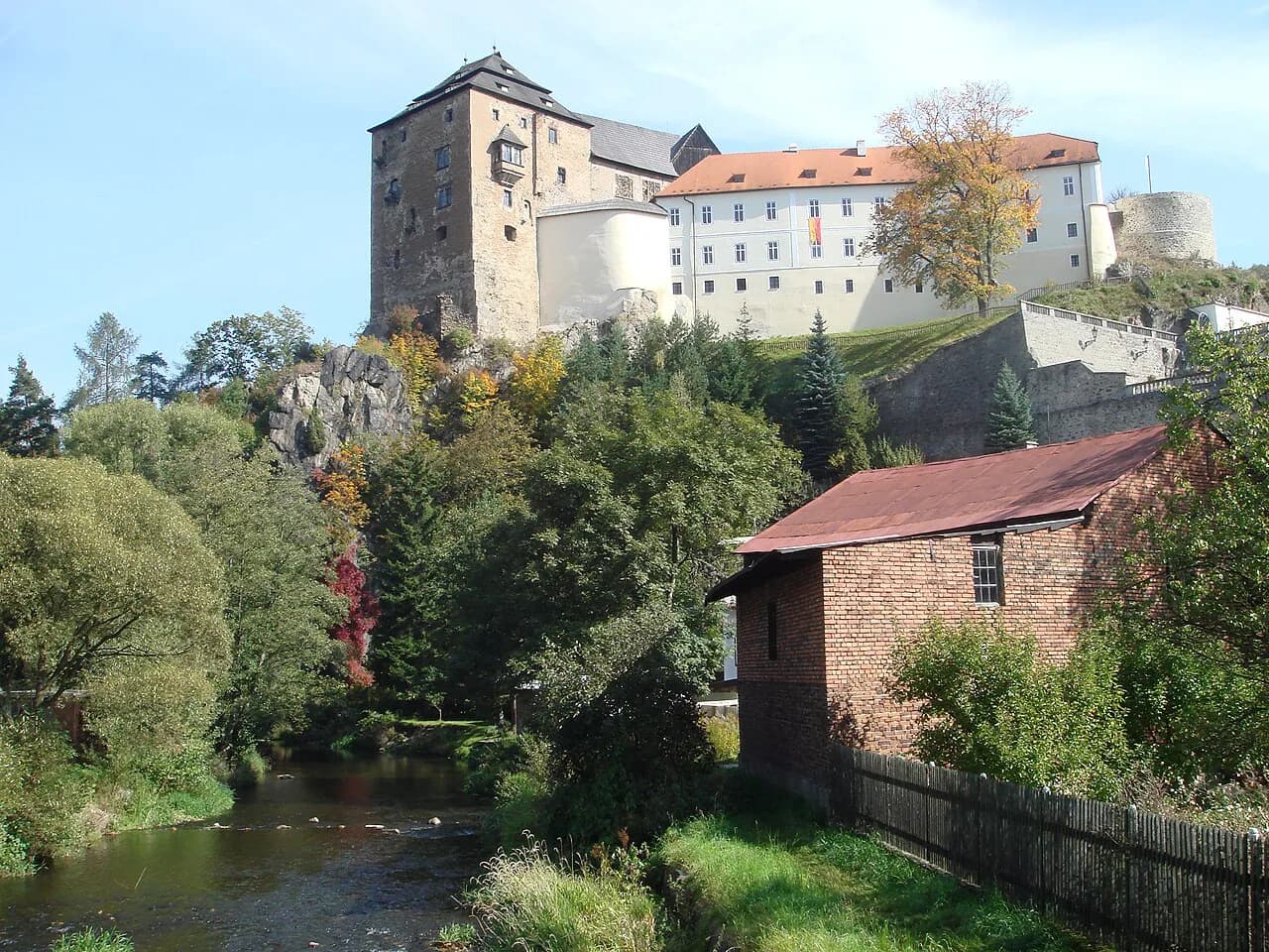Bečov nad Teplou: Castle, Chateau and St Maurus Reliquary