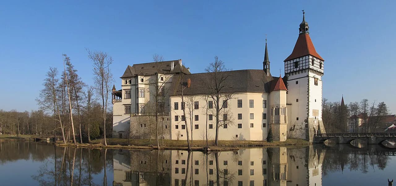 Blatná Castle: A Moated Water Castle in South Bohemia