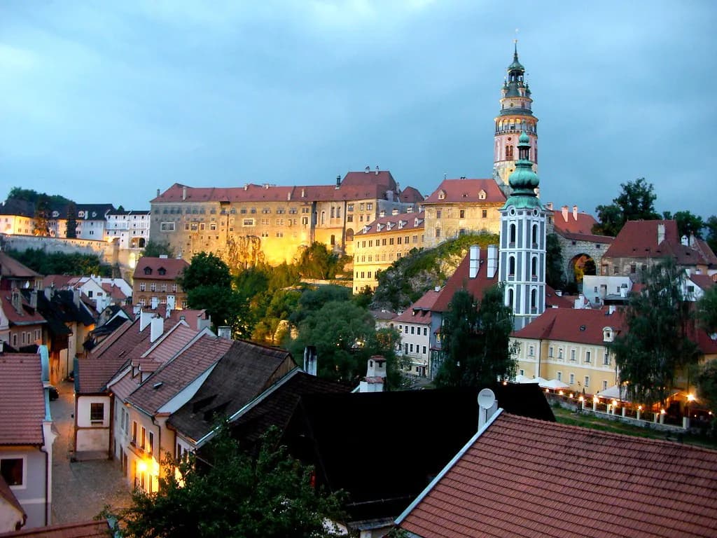 Český Krumlov Castle Tours: Which Route to Book