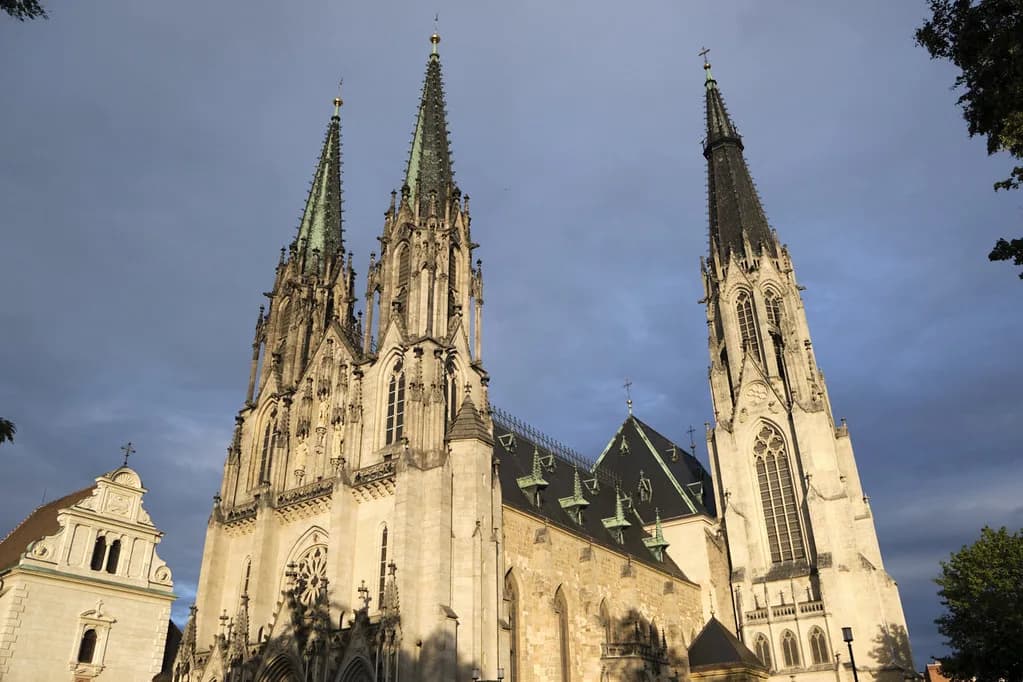 Olomouc Cathedral: St Wenceslas Cathedral and What to See Inside
