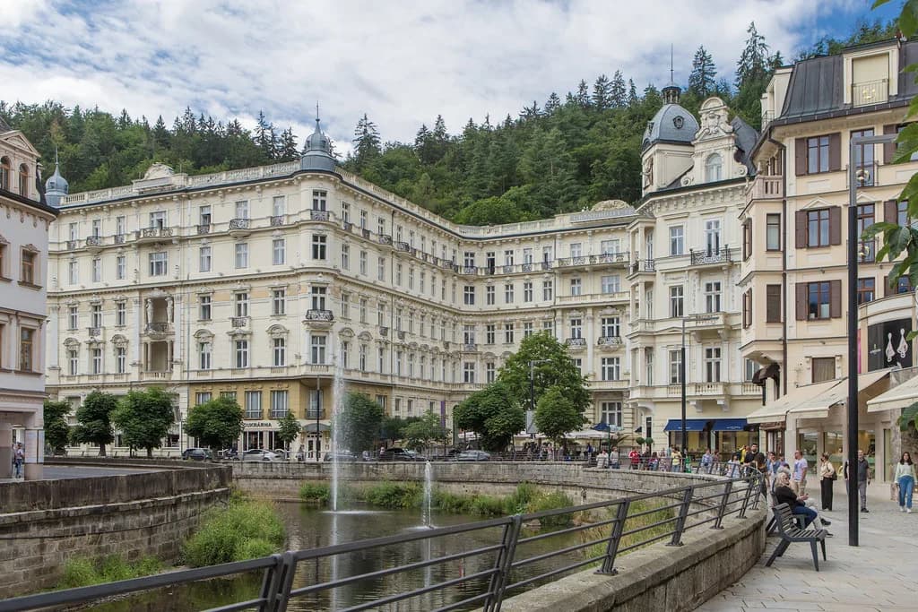 Grandhotel Pupp, Karlovy Vary: What to See and How to Visit