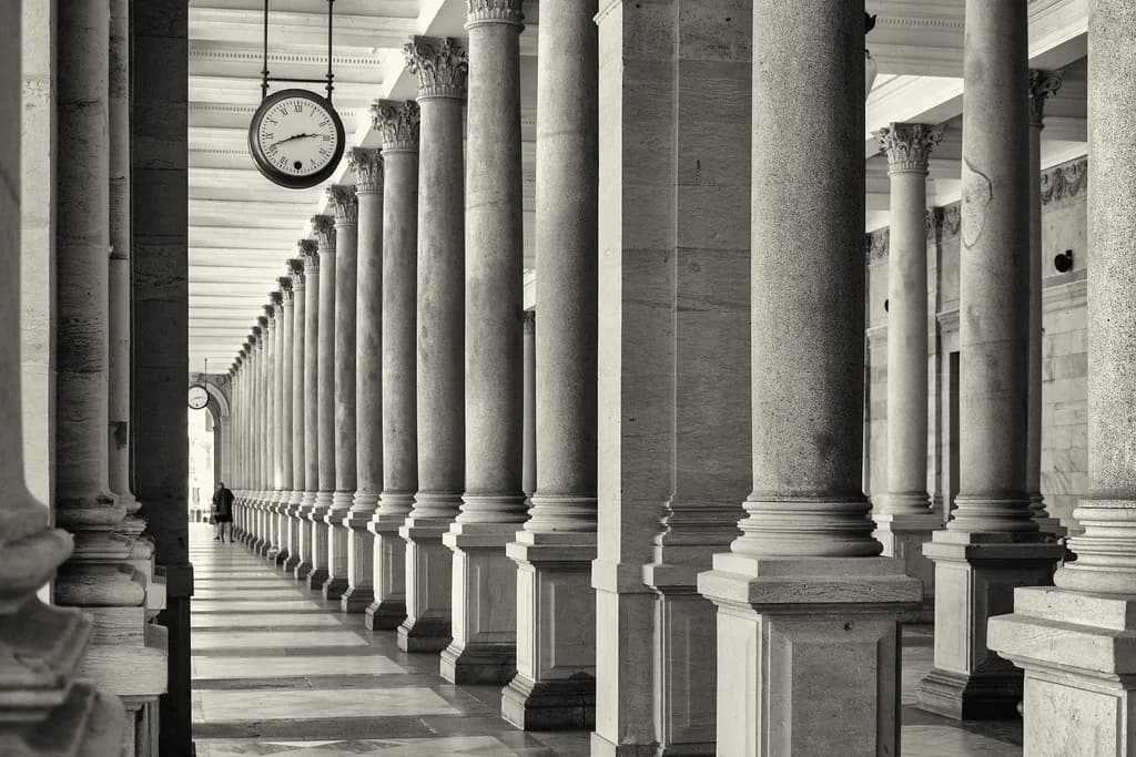 Hot Spring Colonnade Karlovy Vary: What to See