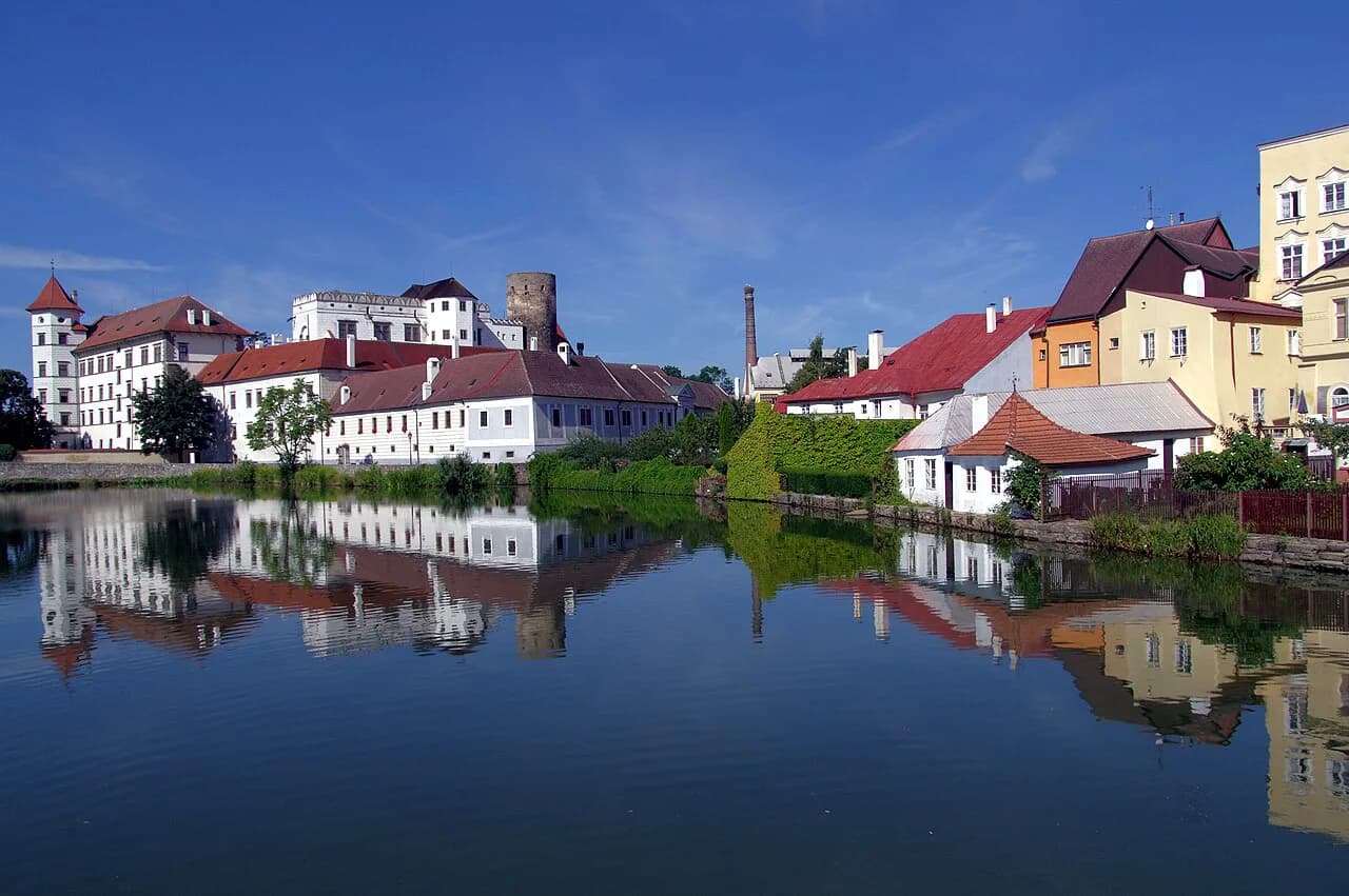 Jindřichův Hradec Guide: Chateau, Old Town and What to See