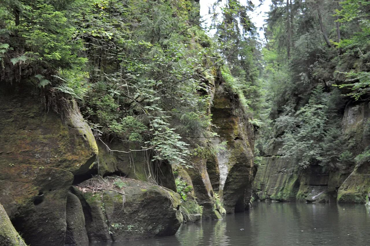 Kamenice Gorge: The Edmund and Wild Gorges, Boat Rides, and Routes