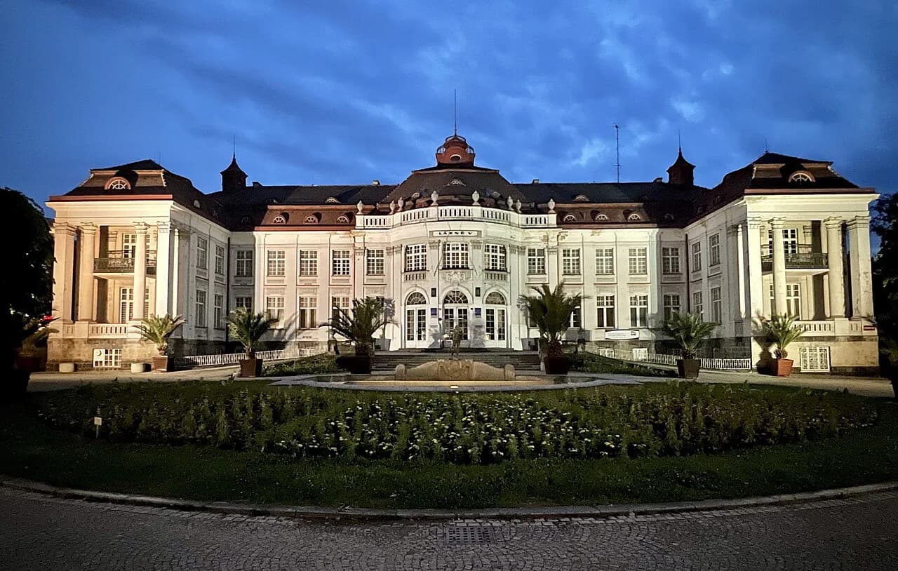Karlovy Vary Spa Treatments: What a Spa Day or Cure Includes