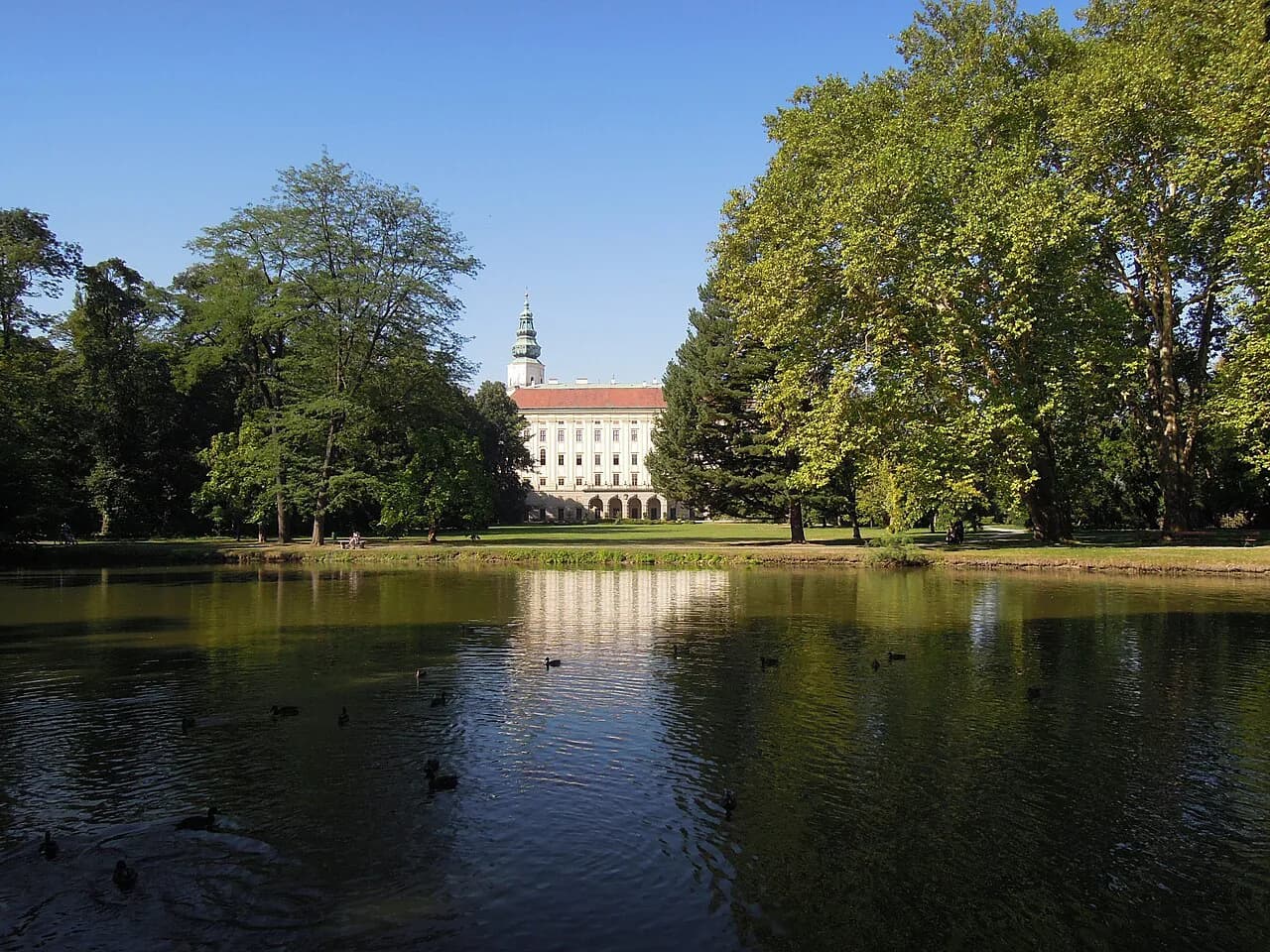 Kroměříž Guide: Archbishop's Palace, Gardens and Old Town