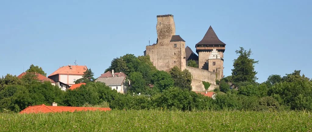 Lipnice Castle: Tours, Samson Tower Views and Hašek