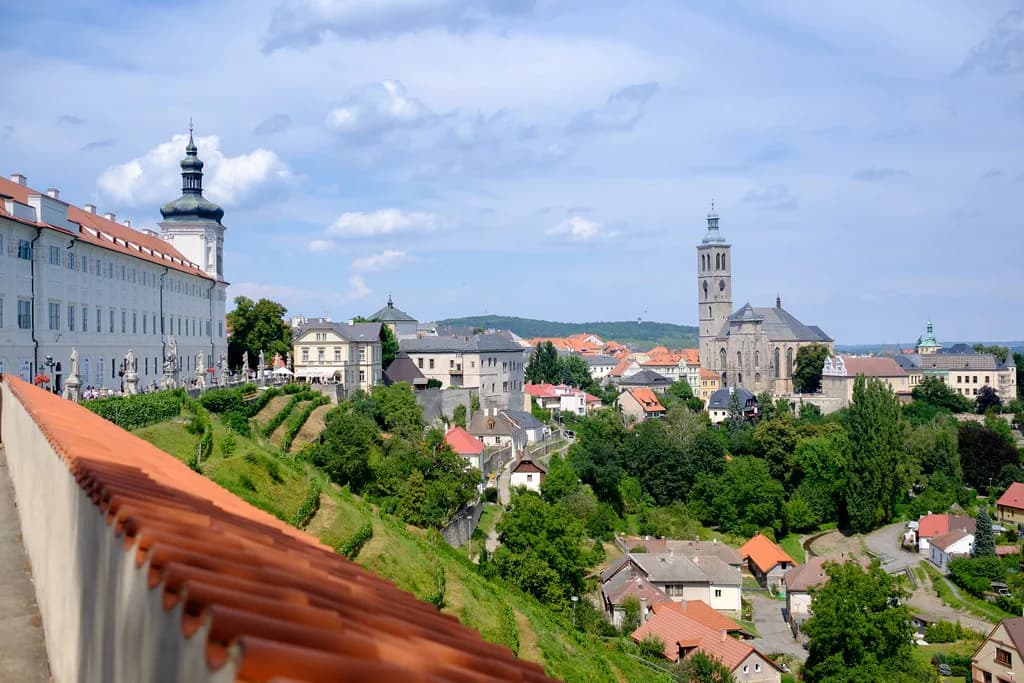 Church of St. James in Kutná Hora: What to See Inside