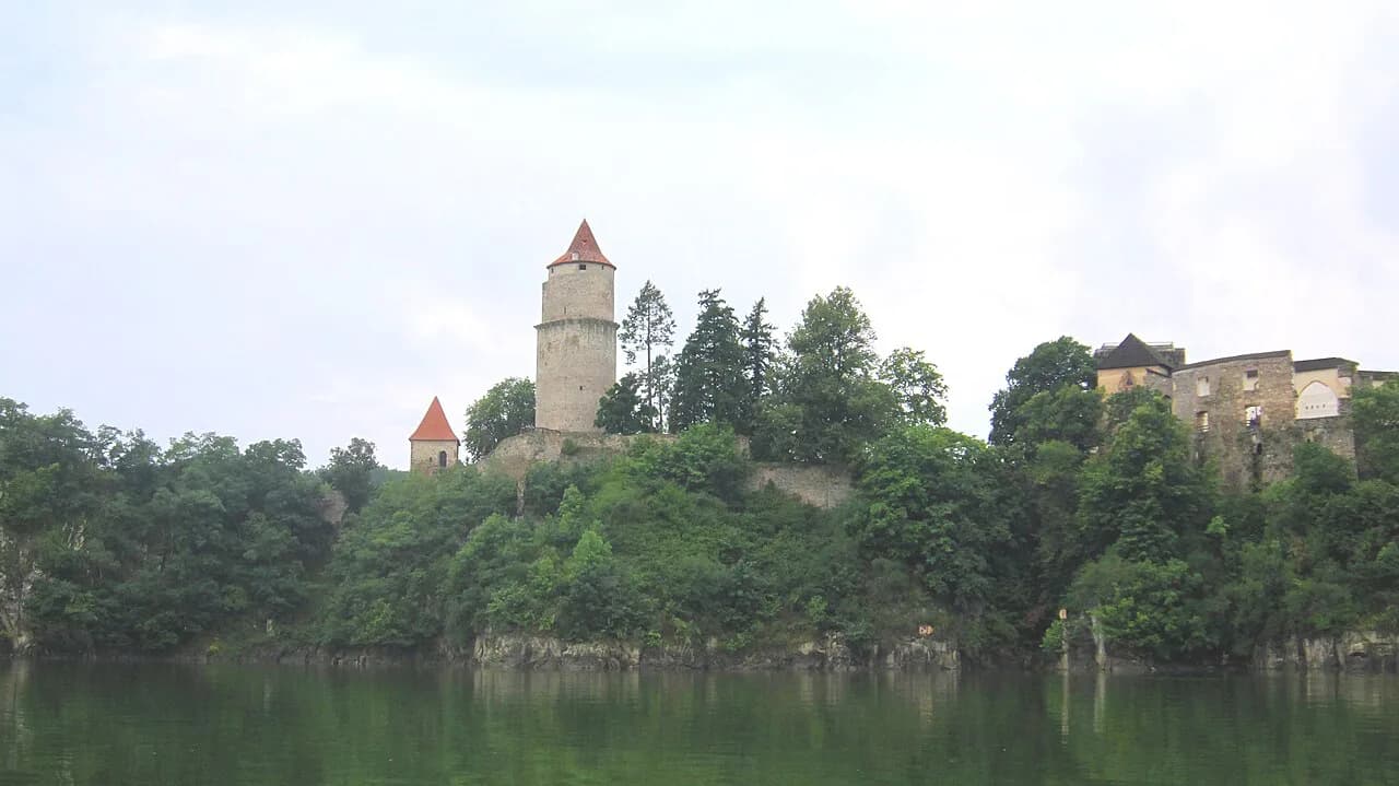 Zvíkov Castle: Royal Gothic Fortress Above the Vltava and Otava