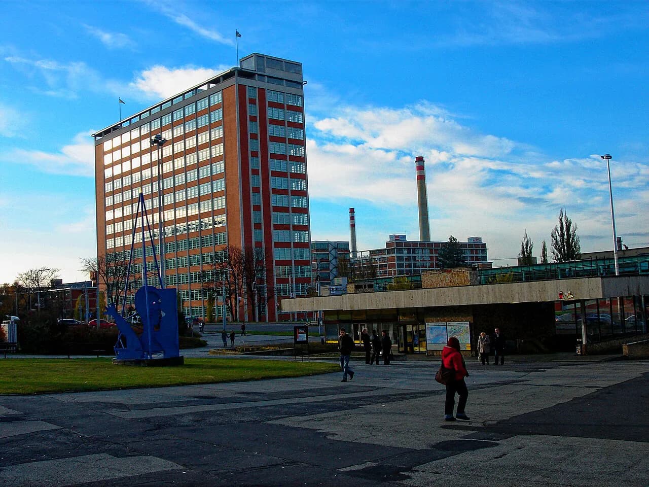 Baťa Skyscraper in Zlín: Building 21 and Its Elevator Office