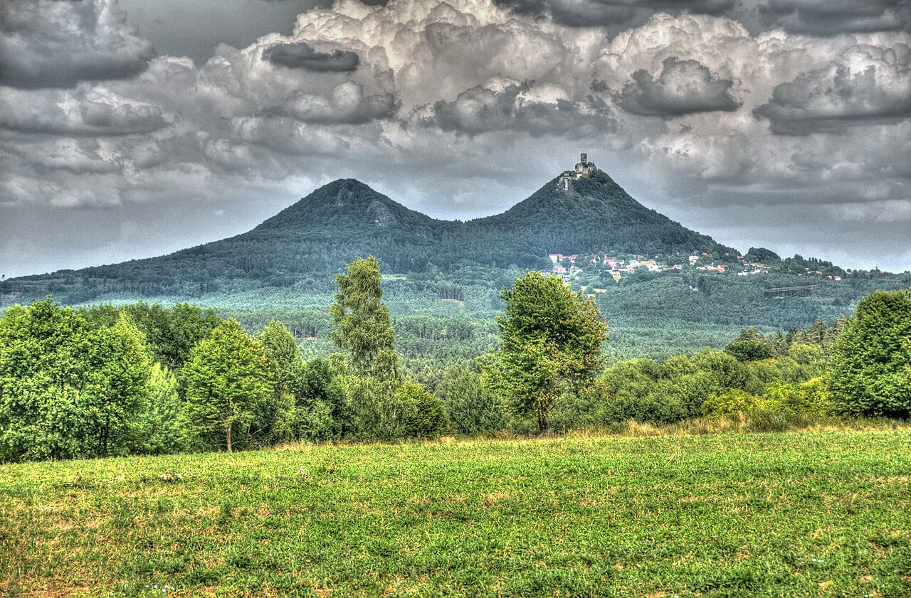 The twin peaks of Bezděz, with the castle on the right-hand summit.