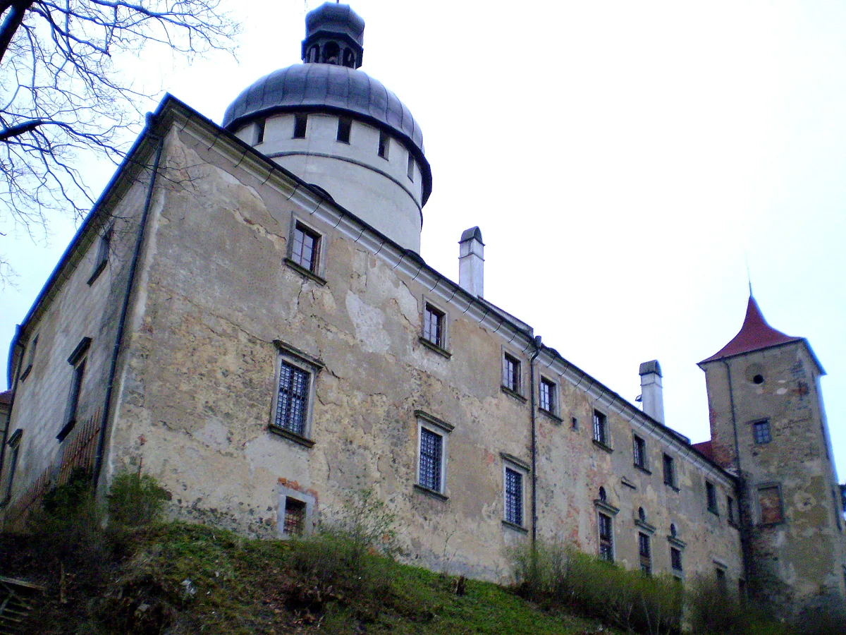 Grabštejn Castle with its domed tower