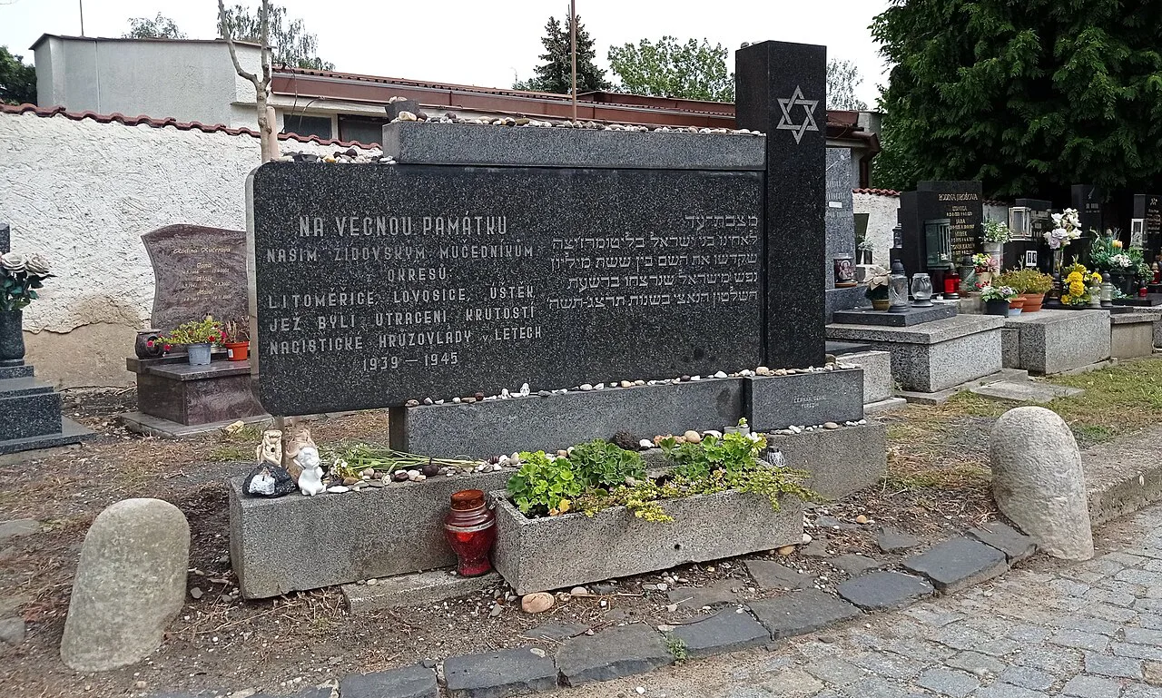 Holocaust memorial at the Jewish cemetery in Litoměřice.