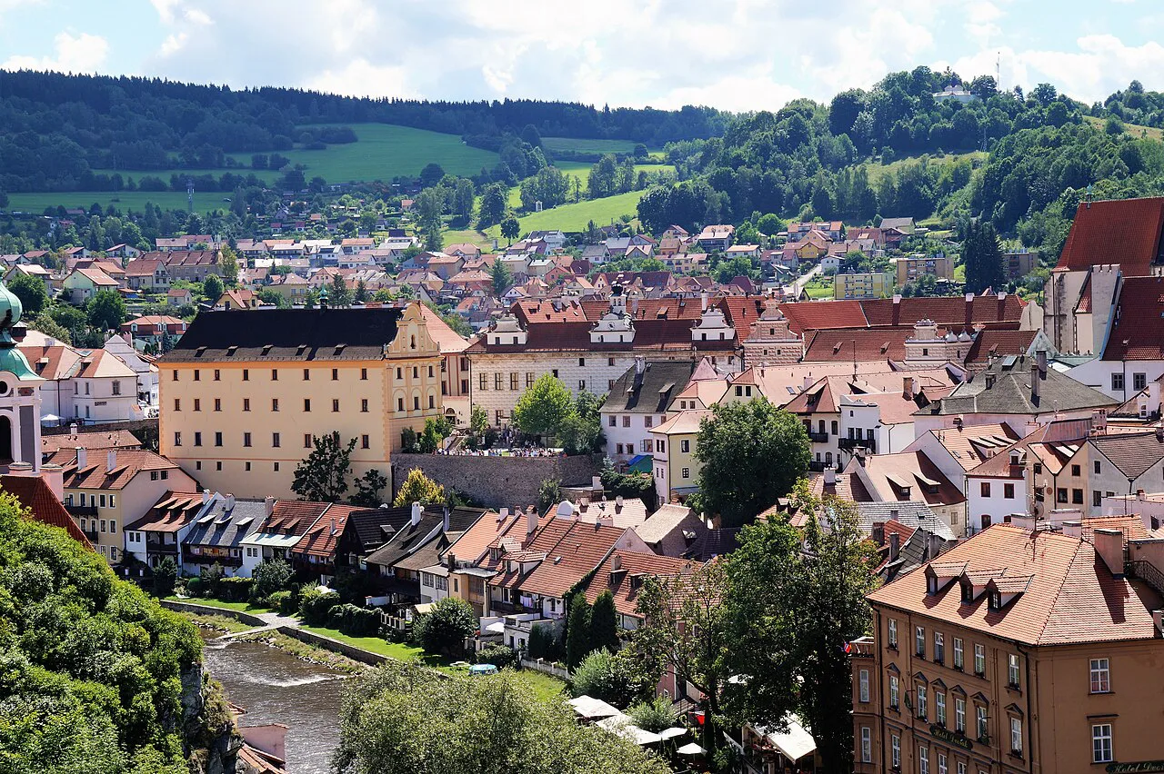 Red-roofed houses of Český Krumlov seen from above.
