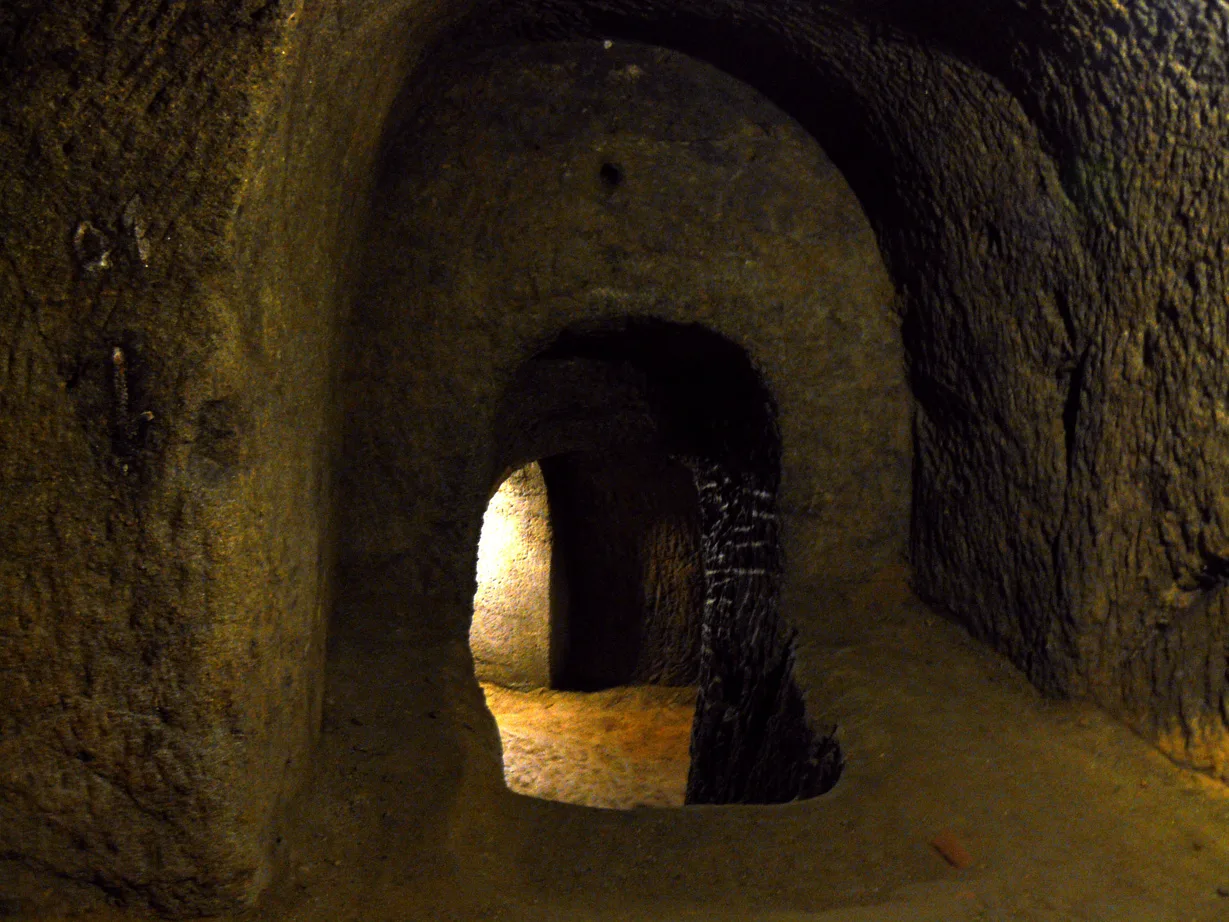 An arched passage in the Znojmo Underground.